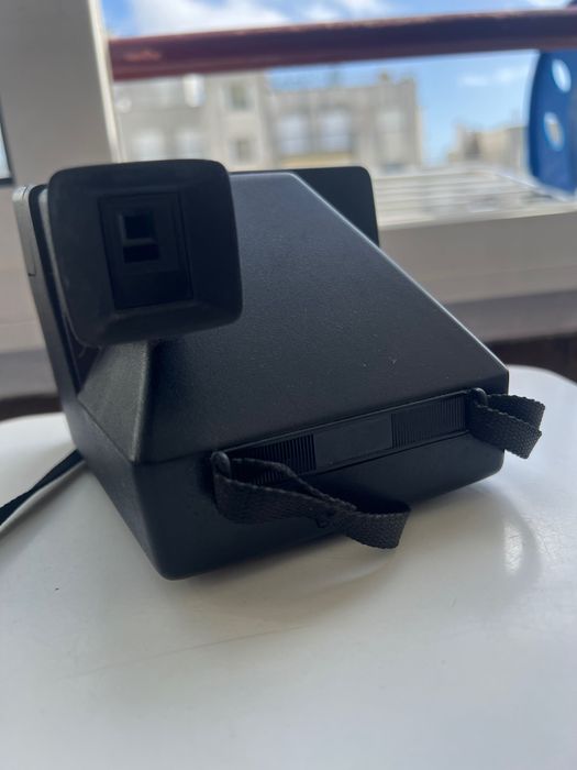 Polaroid 650 Camera64750710684418123