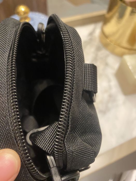 Shoulder Pouches64550793320065124