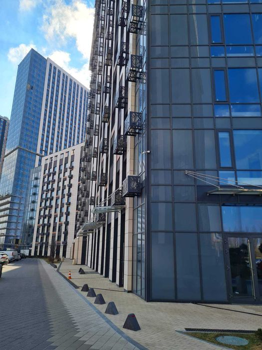 продаж паркомісця ЖК Метрополіс