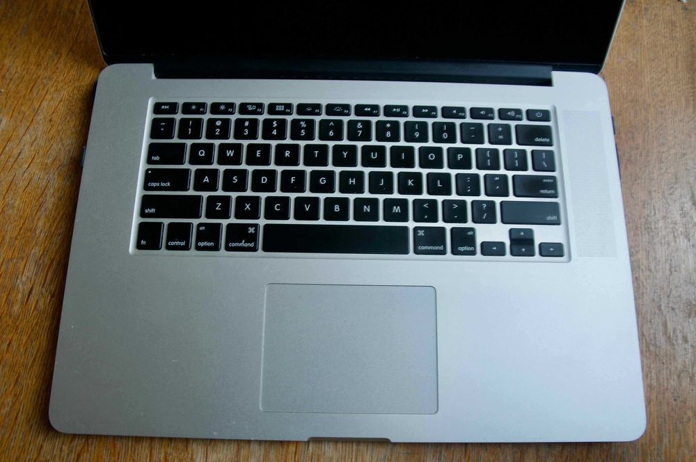 MacBook Pro, 15.4”, RAM 16GB, SSD 512GB, Grafika 1,5GB, Gwarancja