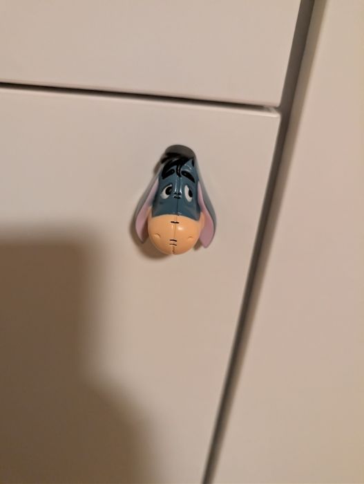 Móvel arrumação puxadores Disney