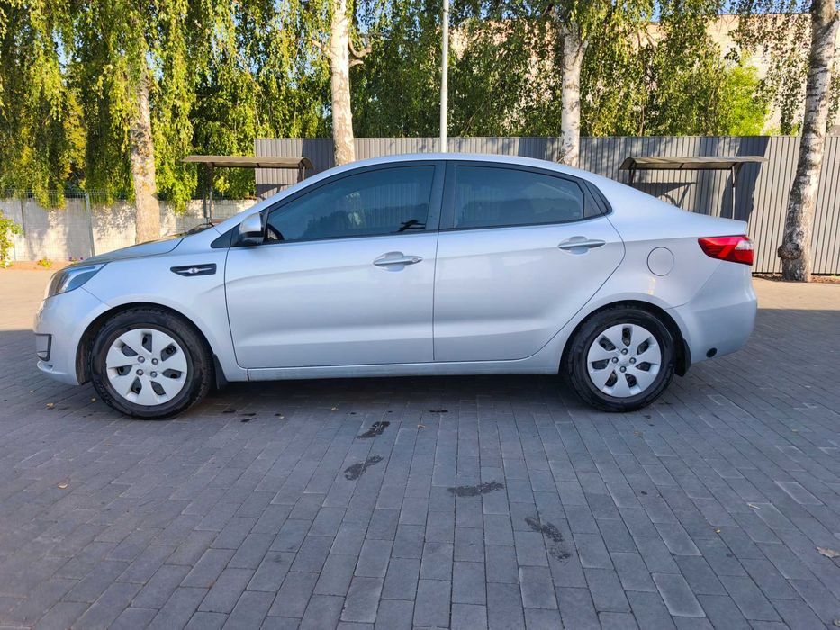 Kia Rio lll 2013 року