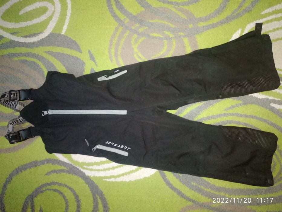 Продам детский зимний полукомбинезоны на рост 104