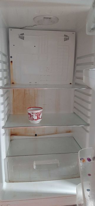 Холодильник. Недорого.