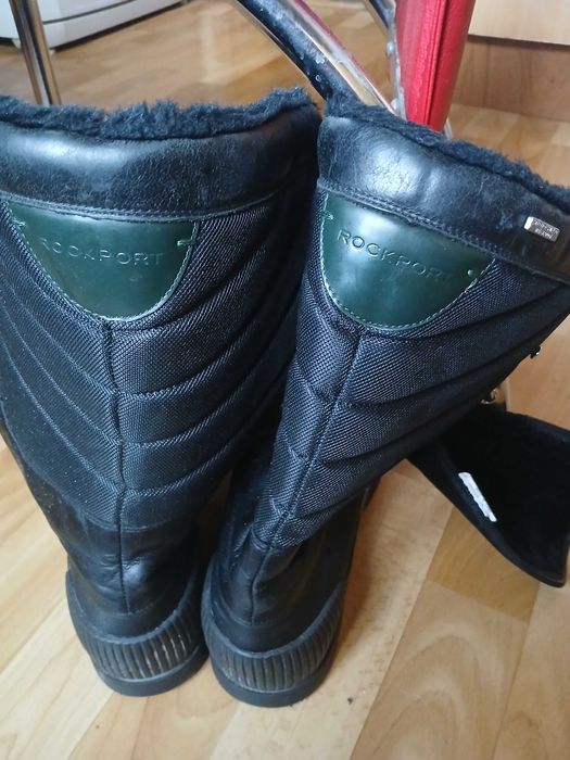 Шкіряні чоботи, черевики