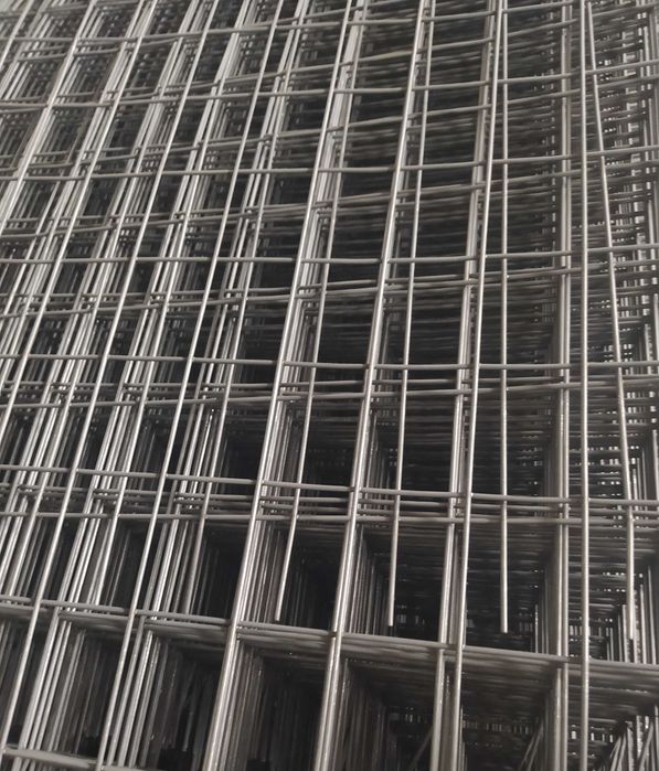 Сітка зварна 50х50-4,0 (розмір листів 2,04мх1м; 2,04мх1,5м; 2,04мх3м)