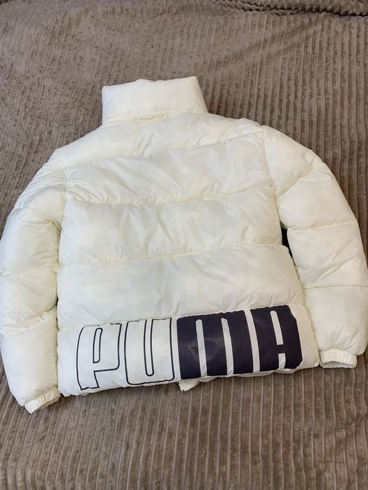 Пуховик Весна. Зима Деми Puma. Светлый Беж с принтом на спинке XS-XXL