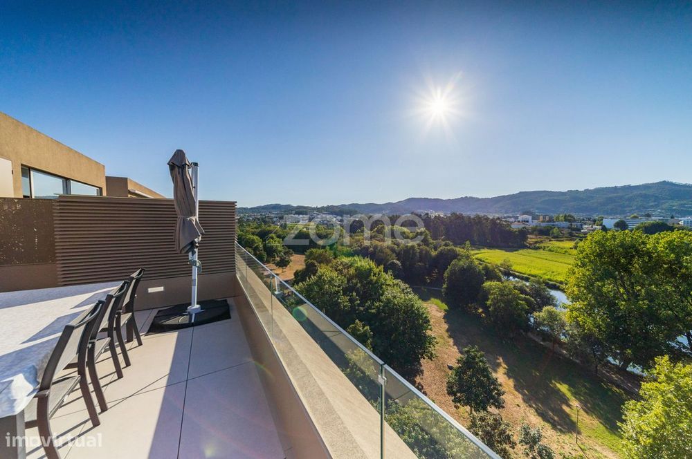 Apartamento T2+1 COM ESTÚDIO