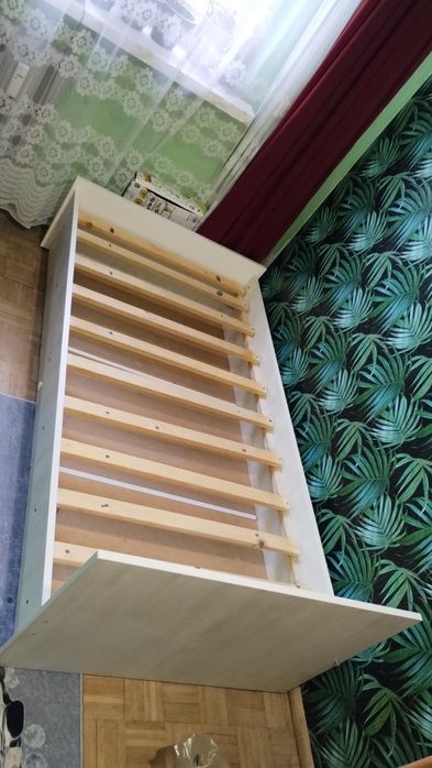 Łóżko dziecięce 160x80 cm z szufladą i bocznymi zabezpieczeniami