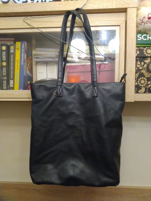 Czarna torba Sinsay
