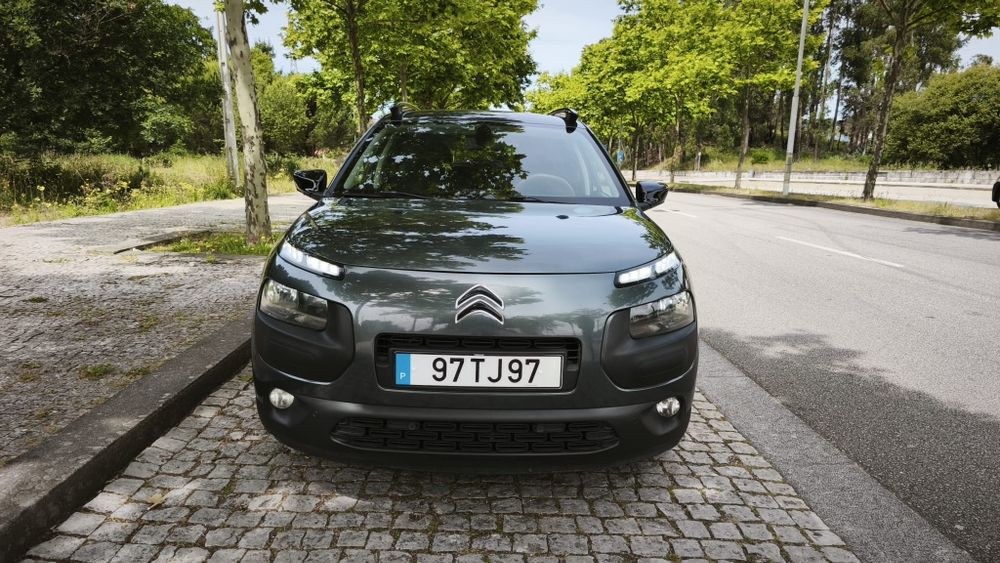 Citroen C4 catus blue hdi Shine  ETG6 caixa automática 2014
