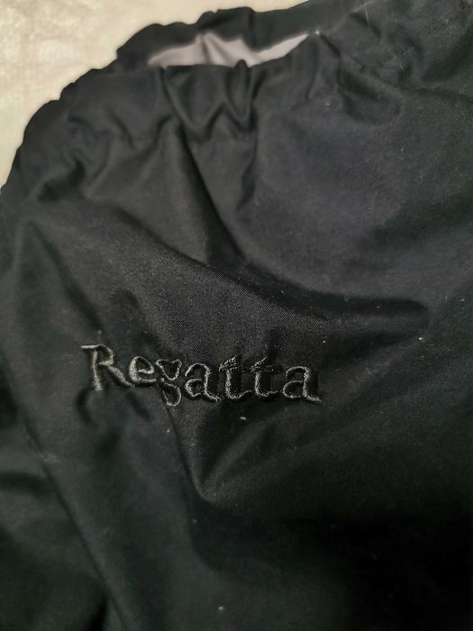 Calças impermeaveis da marca Reggata