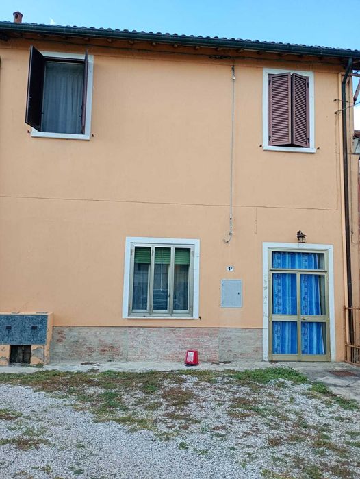 Будинок в Італії, регіон Емілія-Романья (біля м. Коппаро, Ferrara)