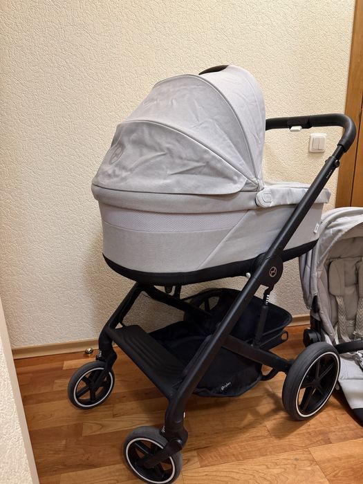 Продам Сайбекс беліос/ cybex balios s lux