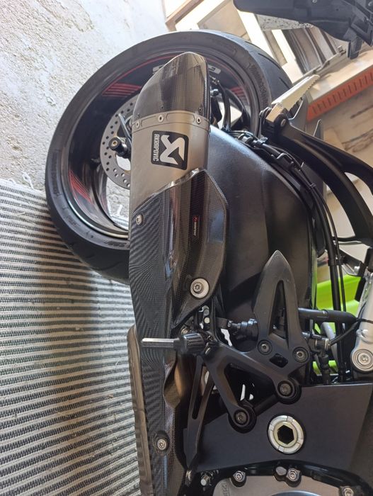 Ponteira Akrapovic GSX S1000