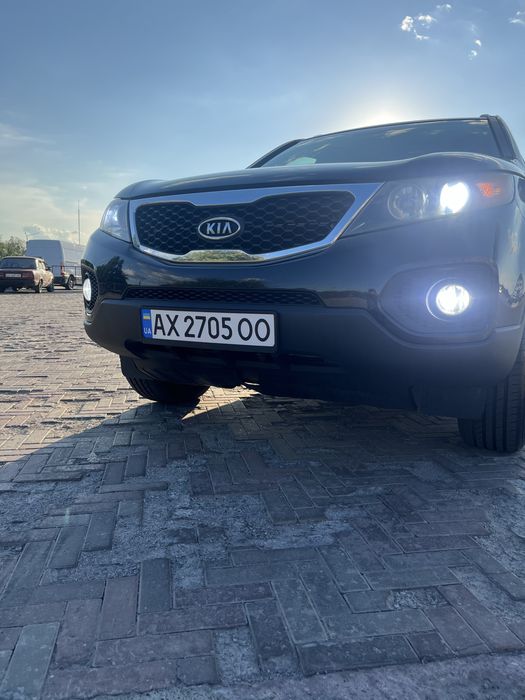 KIA Sorento продам