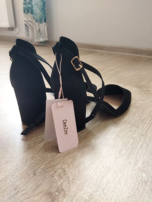 Półbuty NOWE z metką