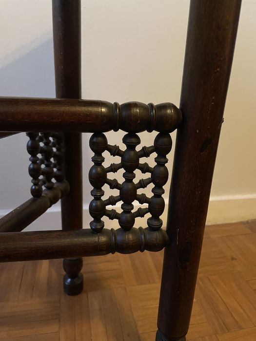 Mesa mesinha em talha (madeira maciça)