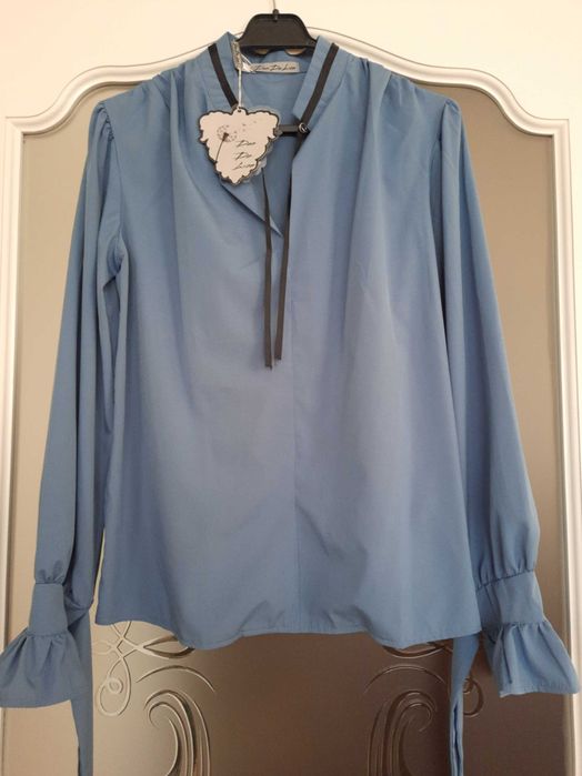 Жіноча блузка гарний колір