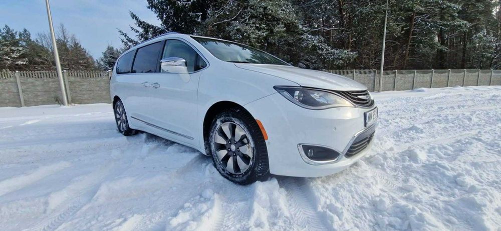 Chrysler pacifica 2018r. hybryda plug-in wersja limited
