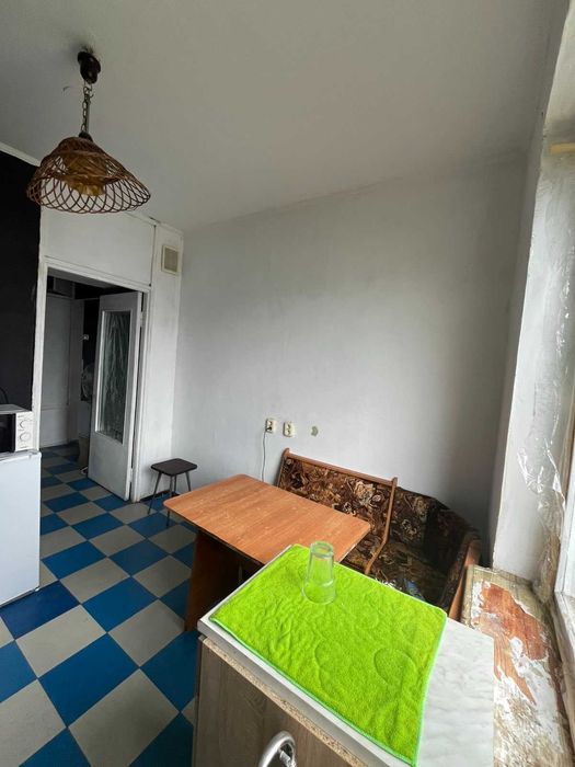 *Однокімнатна квартира, Дніпровський р-н, по вул. Сергія Синенка