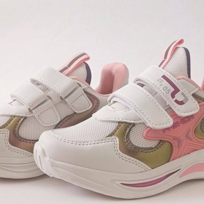 Кросівки для дівчинка