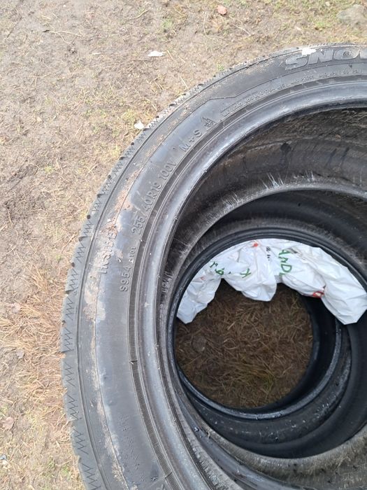 Opony zimowe nexen r19 22rok