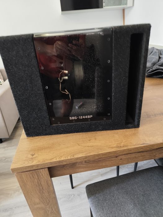 Subwoofer tuba skrzynia basowa Alpine sbg-1244bp
