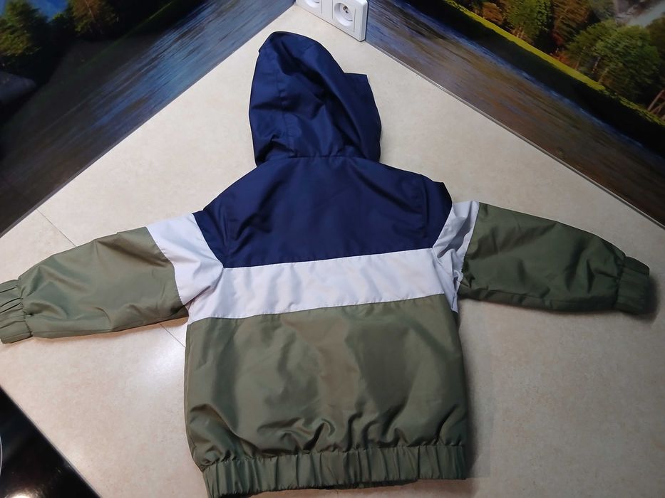 Wiosenna kurtka dla chłopca 98/104