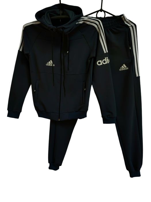 Теплі костюми для хлопців, підлітків,дівчат Adidas 140,146,152,158,164