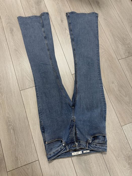 Джинси блакитні Mango