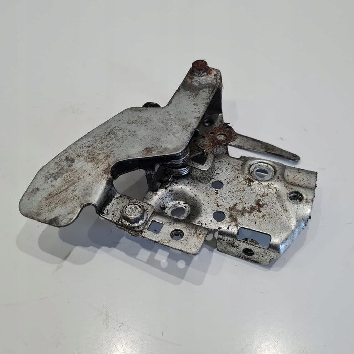 Cub Cadet Cc 550 Sp Stelaż Dźwignia Gazu Mocowanie