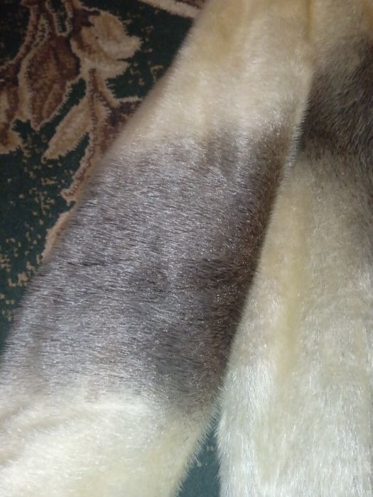 Продам шубу натуральне хутро