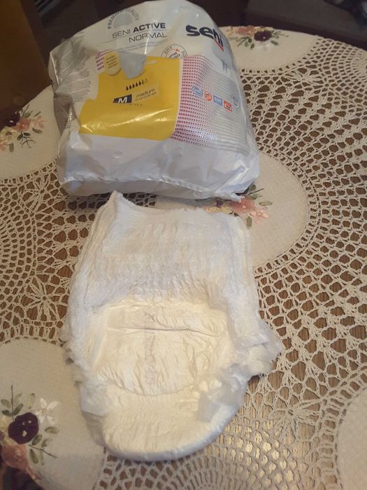 Pieluchomajtki dla dorosłych Seni rozmiar M