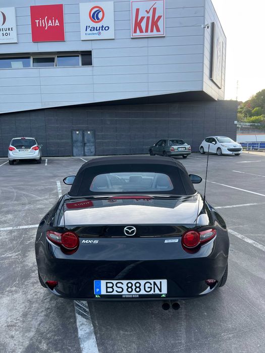 Mazda MX-5 SKYACTIV-G 131 Exclusive-Line