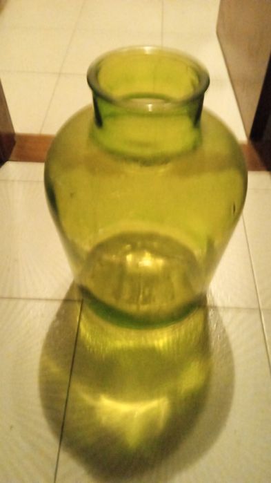 Pote/jarro em bom vidro
