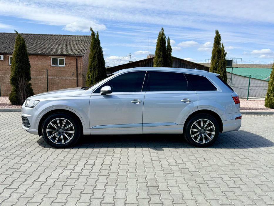 Audi Q7 2017року 3.0 бензин
