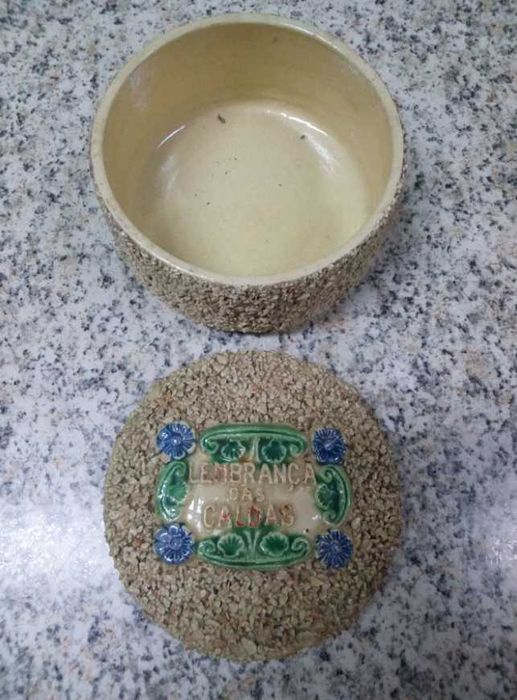 Lembrança das caldas, com tampa, como novo.