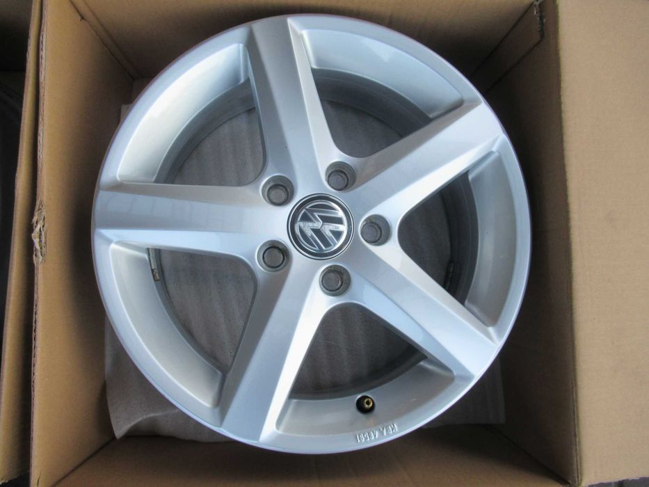 Felgi 16 VW Caddy Golf 7 VII oryginał 5G0601025CE
