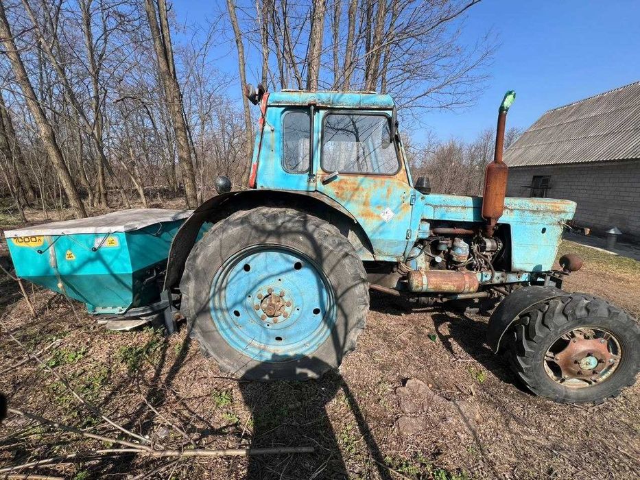 Трактор мтз 82 сільгосптехніка