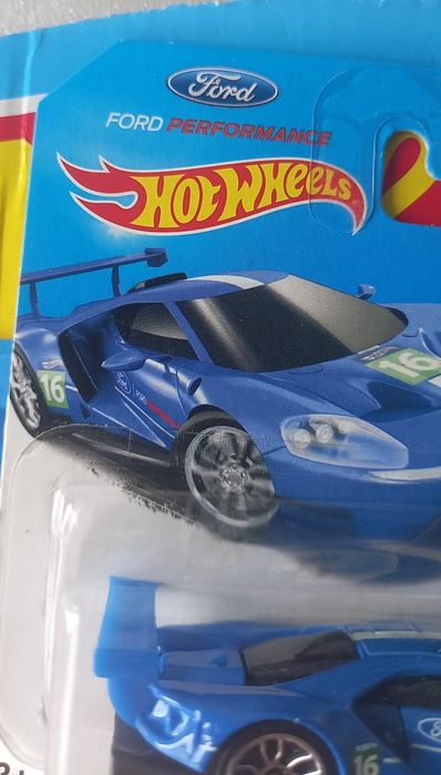 Conjunto 3 , 2016 Ford GT Race Hot Wheels