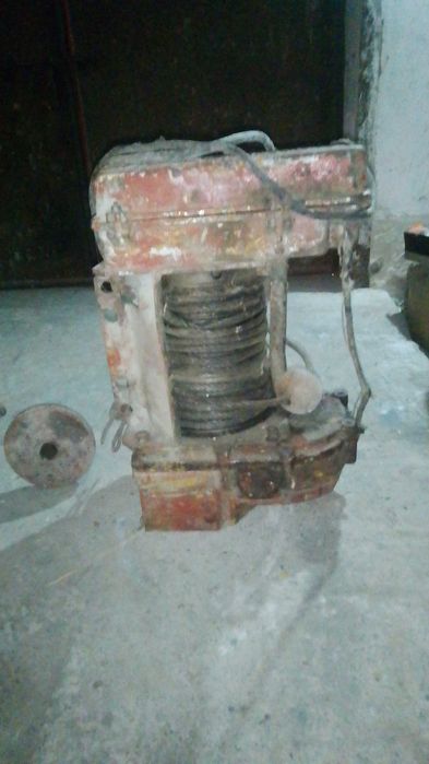 Продається лебідка 3,5 тонни