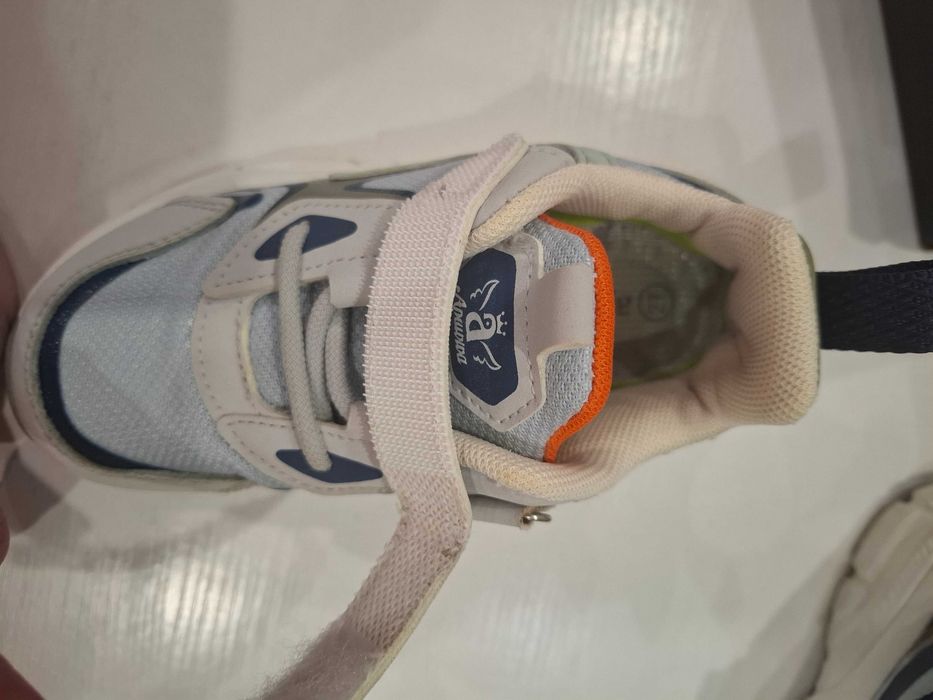 Дитячі кросівки Apawwa 27 розмір