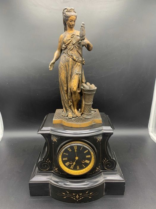 Часы антикварные (Франция)