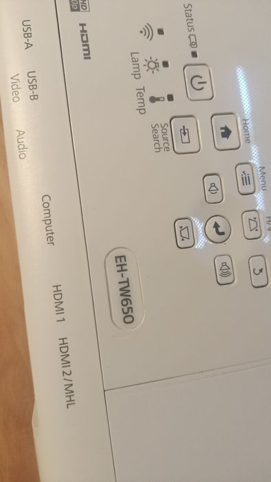 Sprzedam Projektor Epson EH-T plus ekran i uchwyt sufitowy gratisW65