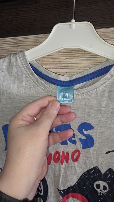 Tshirt chłopięcy 122/128.