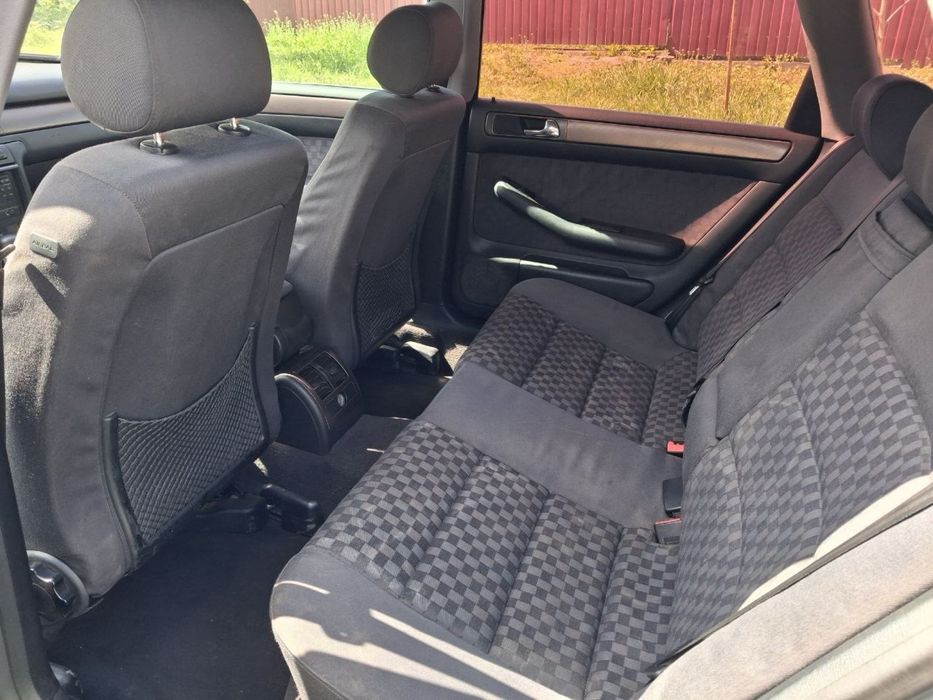 Audi A6 C5 2,5tdi акпп 2000р.