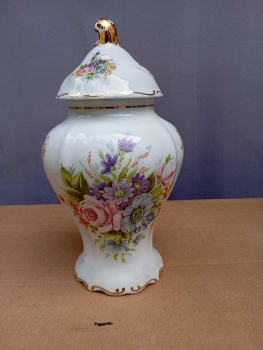 Pote em Porcelana Cova da Piedade
