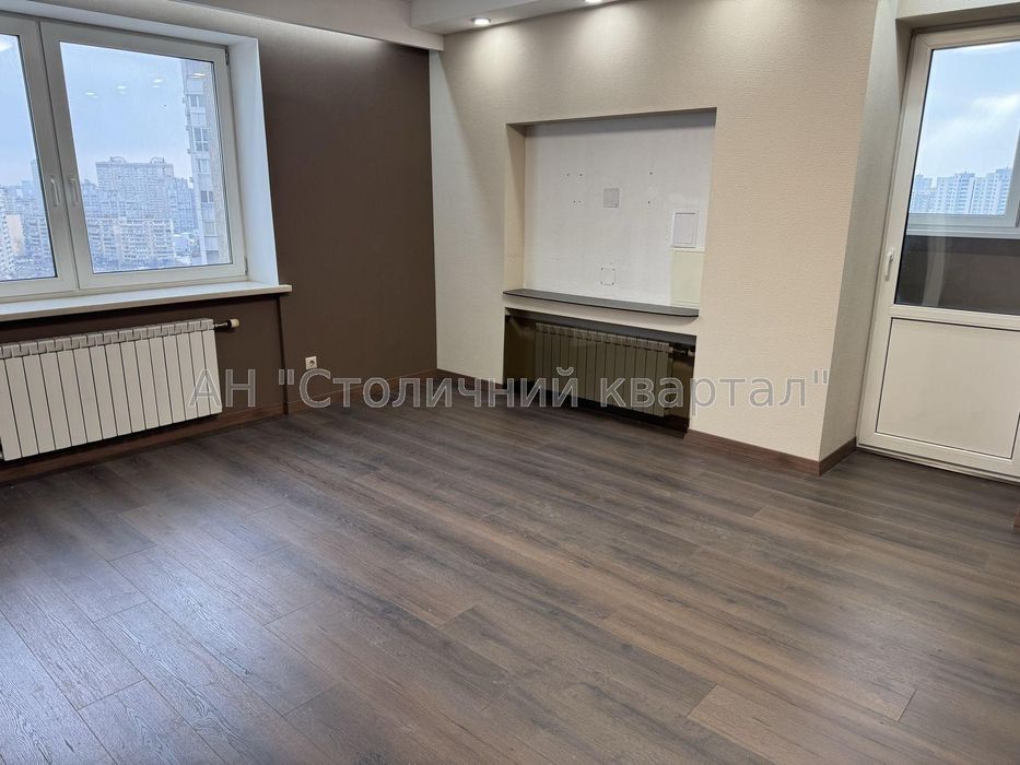 Позняки ЖК Діадема вулиця Срібнокільська 2а