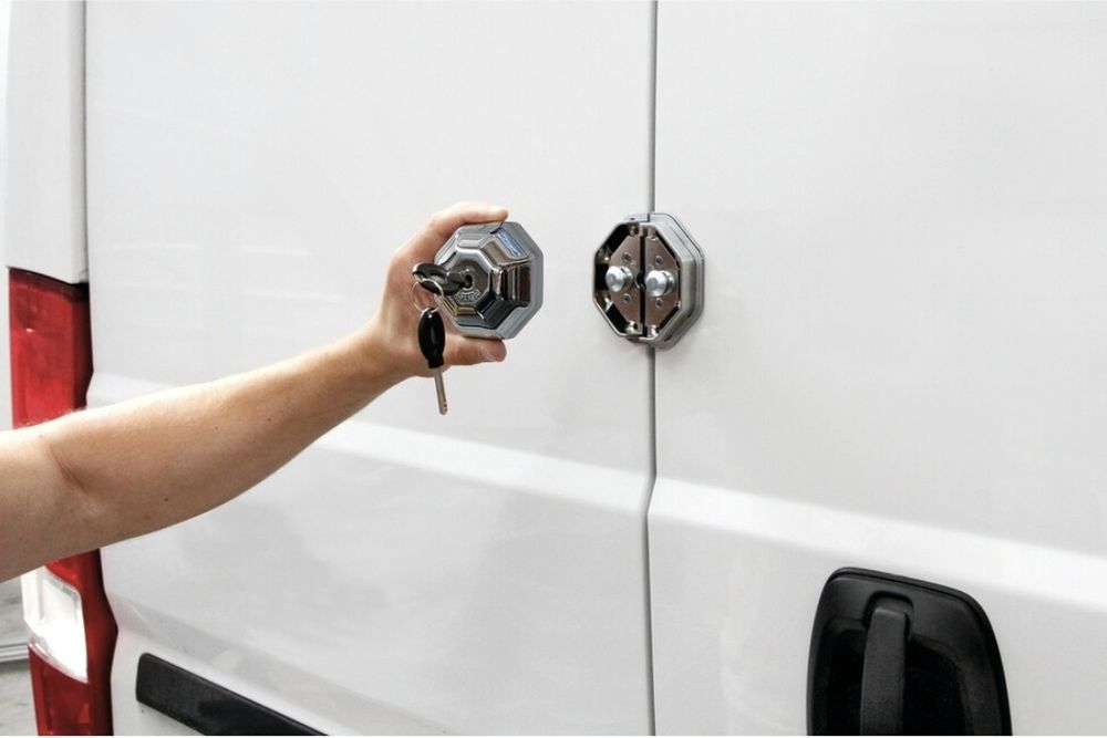 Fechadura Adicional p/ Veículos Comerciais